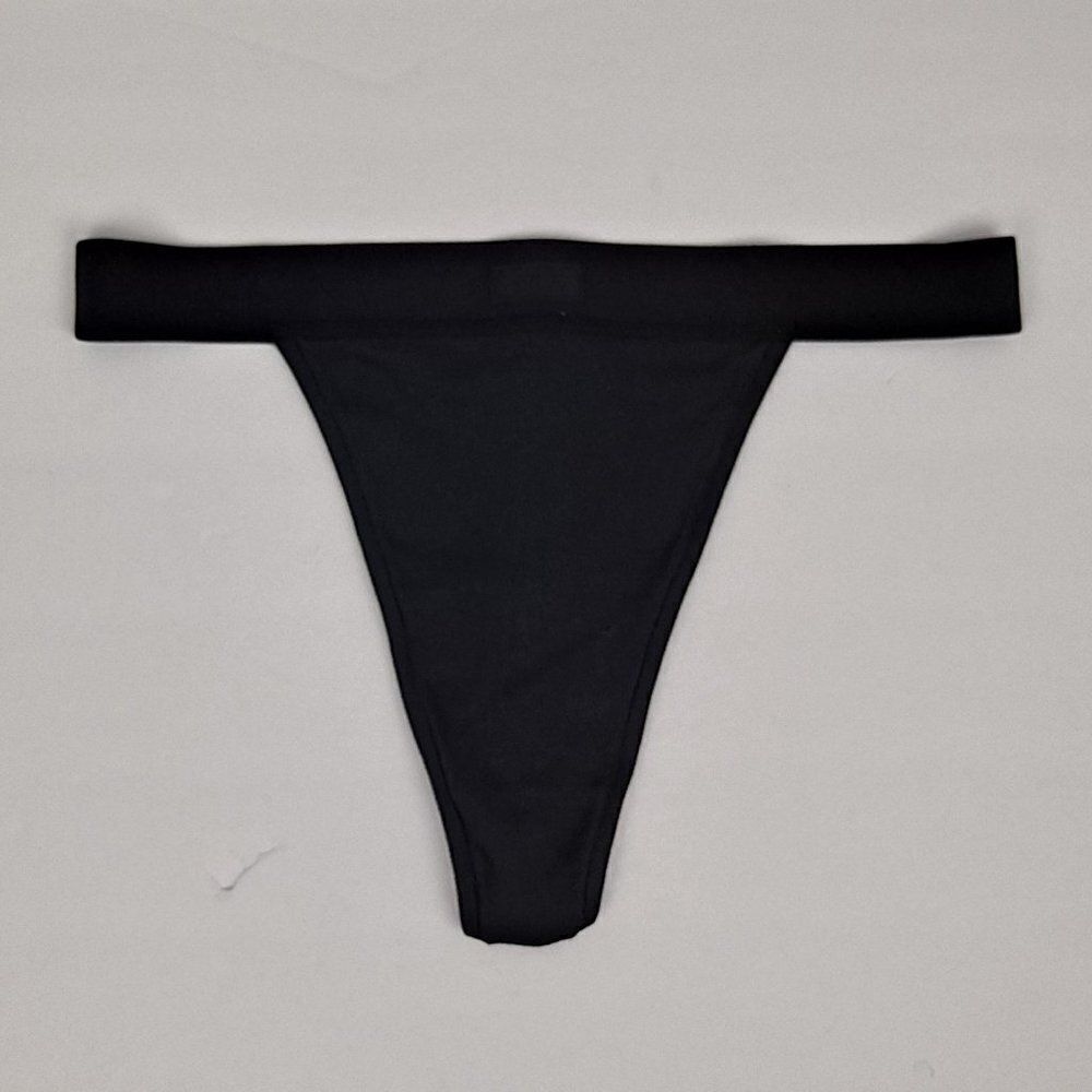 SKIMS ladies ribbed knit thong NWT